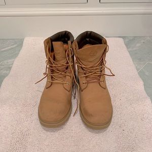 Timberland 6-inch boots